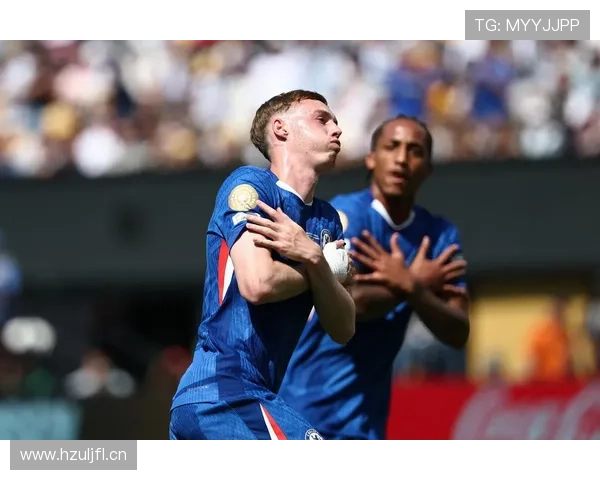 福登与帕尔默的曼城前场竞争如何体现战术角色差异