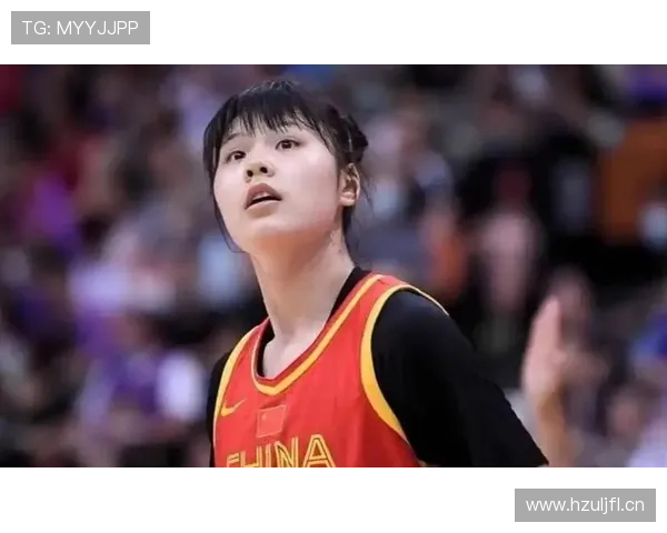 李月汝买个包就像开银行账户，普通人是真的撑不起这生活节奏！