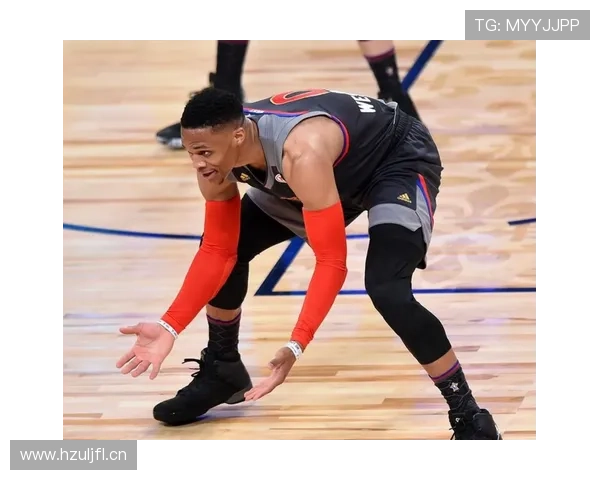 拉塞尔·韦斯特布鲁克掏出一块比我半年工资还贵的表，我只好默默翻钱包装淡定